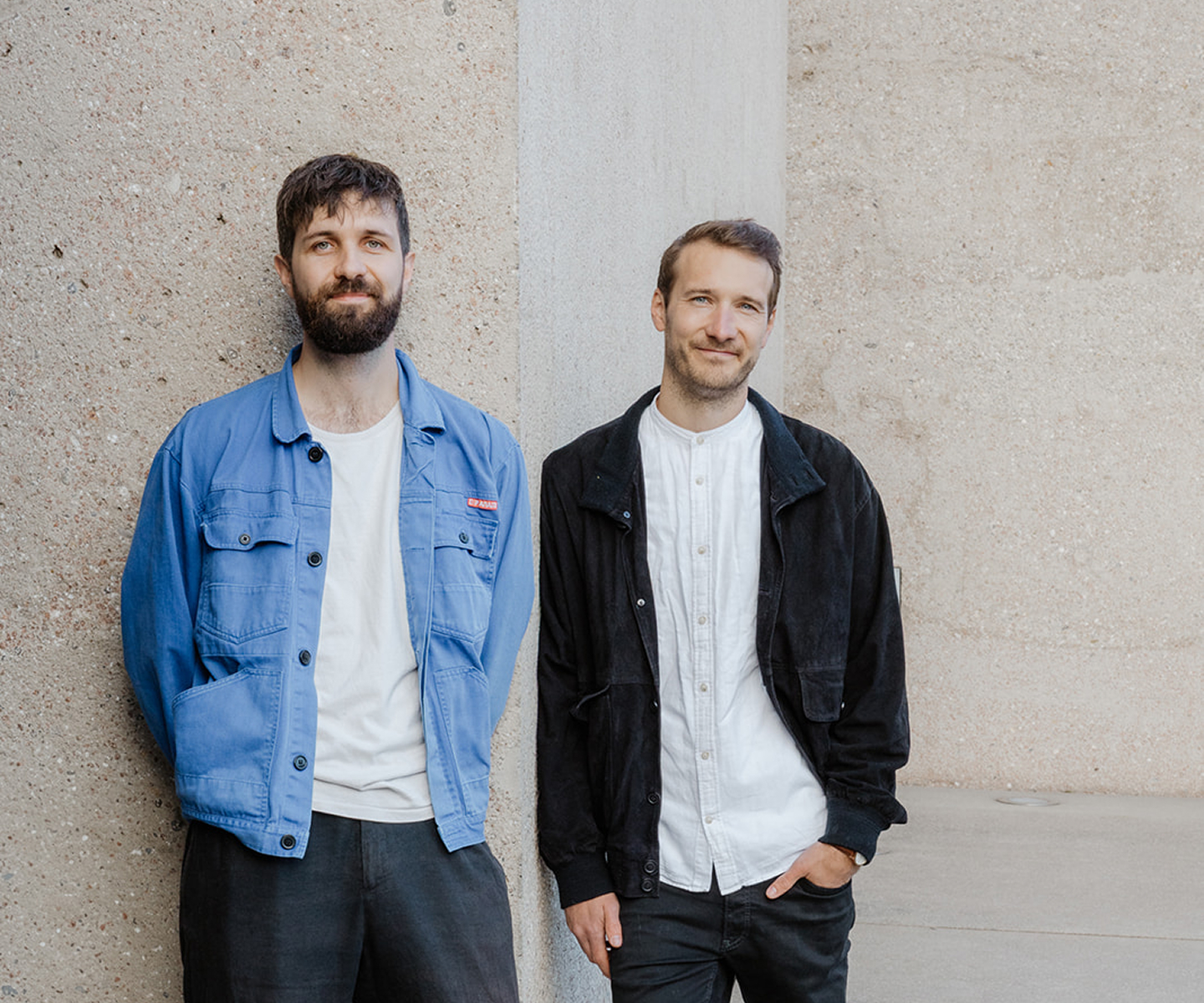 Abstracted user interface forecasting a 16% off target for 2027 emissions goal alongside an image of a mossy tree on top of a light blue gradient background